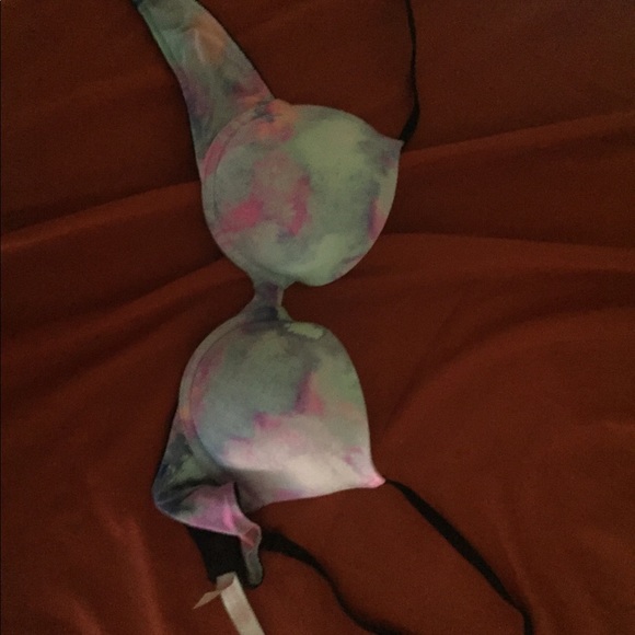 Pink bra - Picture 4 of 5